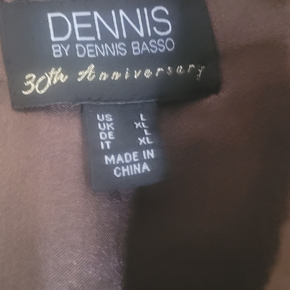 Dennis Basso Luxurious Tan and Brown Faux Fur Coat. - Picture 3 of 6